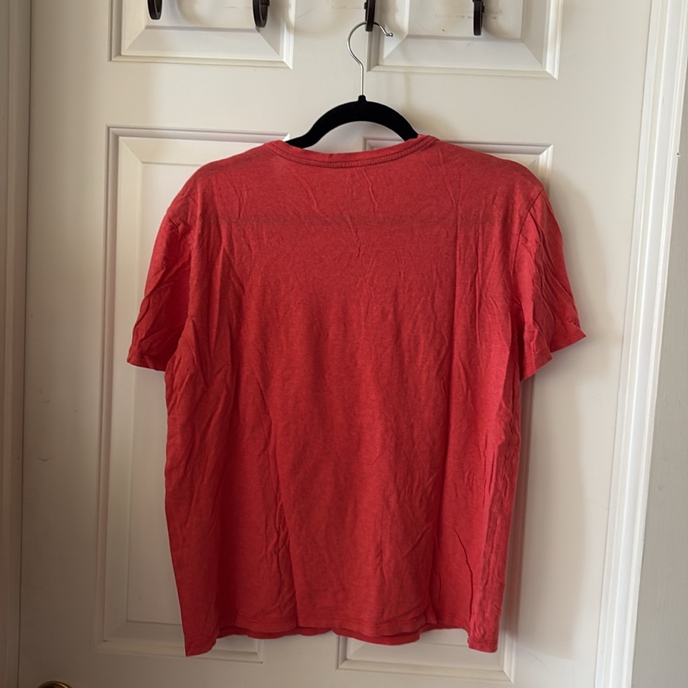 Red vince. tee - Picture 3 of 3
